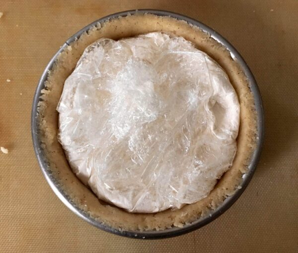 Fond de tartelette couvert pour la cuisson à blanc