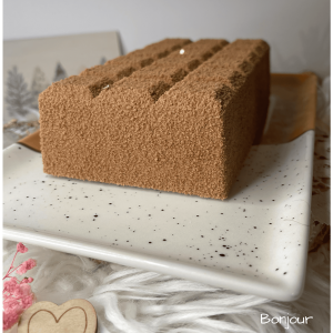 Entremets Bonjour 2025 au fini velours chocolat